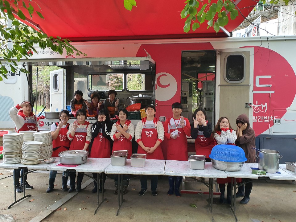 10월22일밥차05.jpg