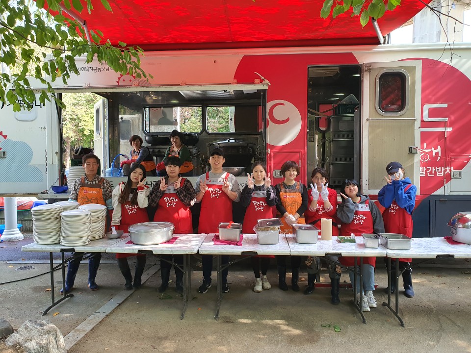 10월29일밥차04.jpg